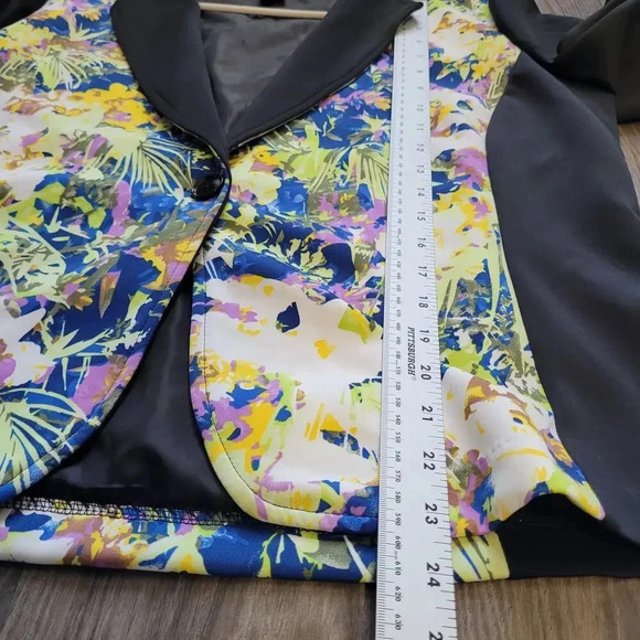 Ashley Stewart Women's Blazer Jacket Size 14 Multicolor Floral Button - Picture 5 of 6